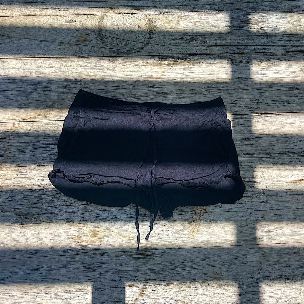 Brandy Melville BLACK shorts